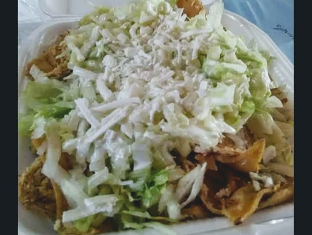 Chilaquiles Rojos - Orden Completa